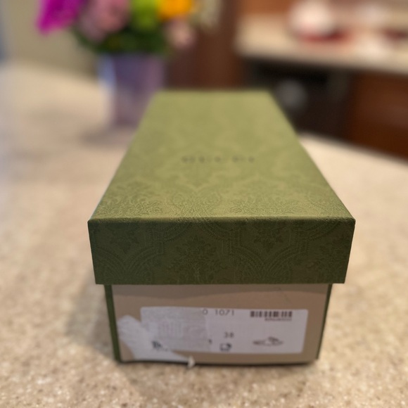 COPY - Original Gucci Women’s Interlocking G slides-Size 38 or 8 - Picture 8 of 14